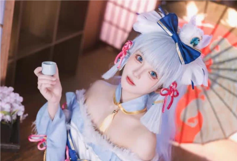 网红Cosplay界新风暴：《原神》神里绫华现世，绝美还原引爆全网惊呼